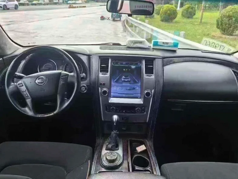 日产途乐 后面外观二