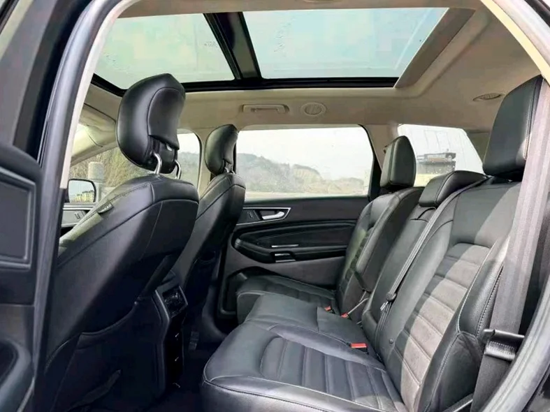 福特锐界 内饰前排