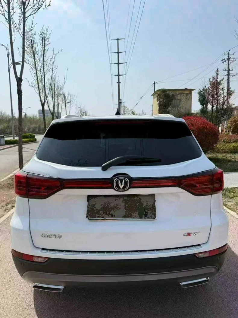 长安汽车CS75 内饰后排