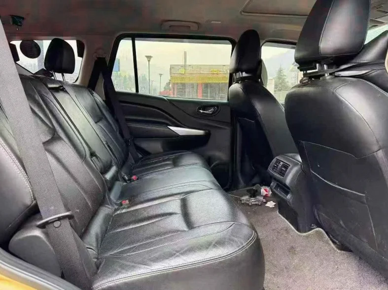 日产途达 后面外观二