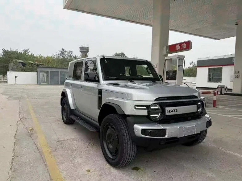 奇瑞ICAR 正面外观二