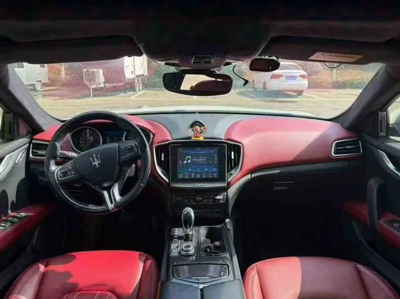 玛莎拉蒂Ghibli 后面外观三