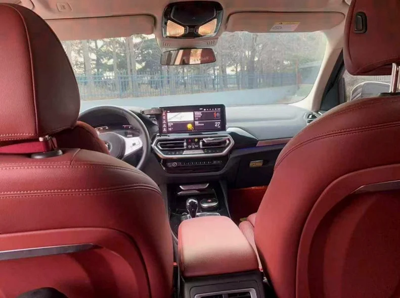 宝马X3 后面外观三