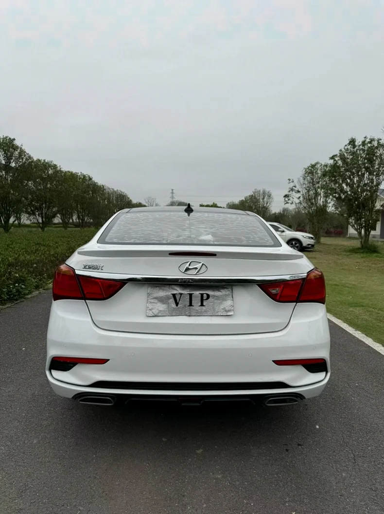 现代名图 内饰前排