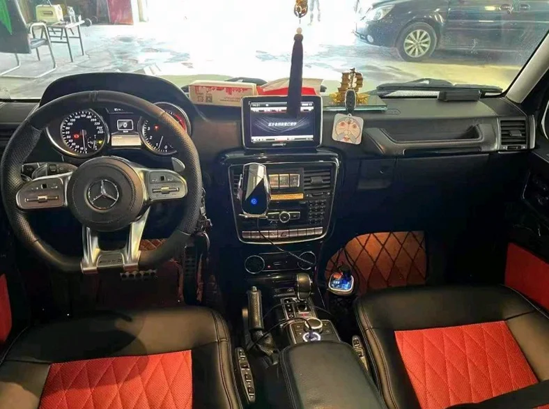 奔驰G 后面外观二