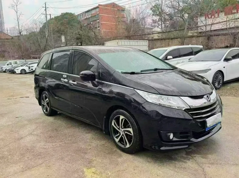 本田奥德赛 正面外观二