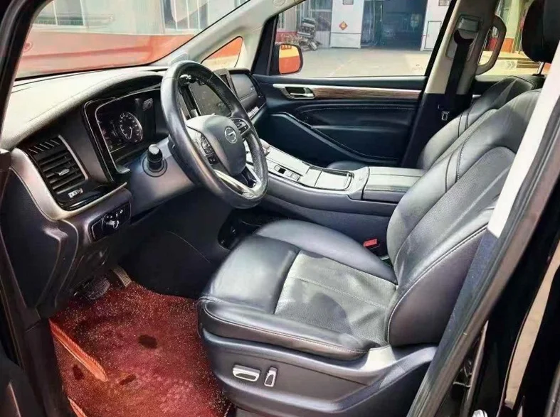 传祺M8 后面外观二