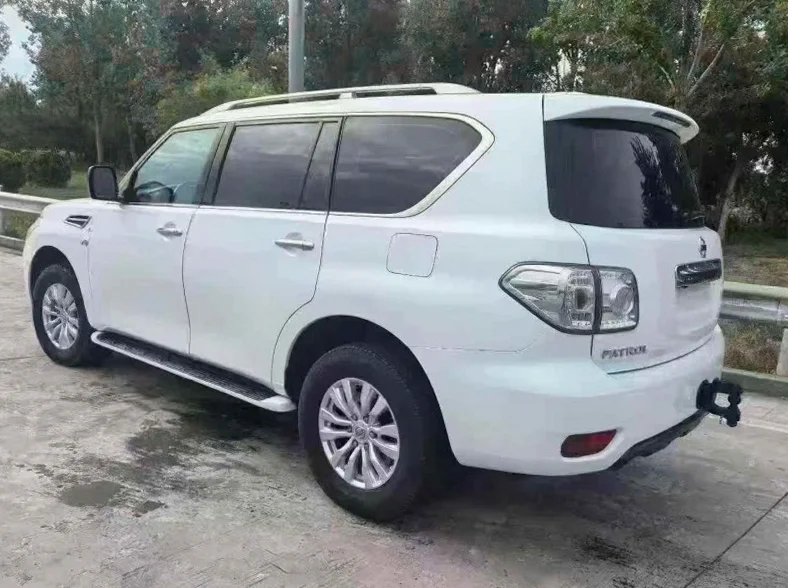 日产途乐 内饰前排