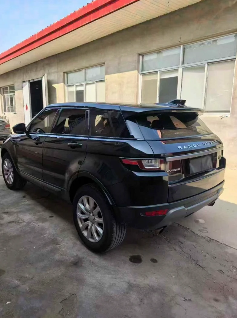 路虎极光 后面外观三