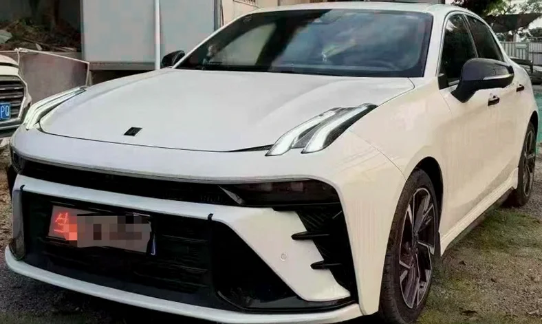 领克03 正面外观二