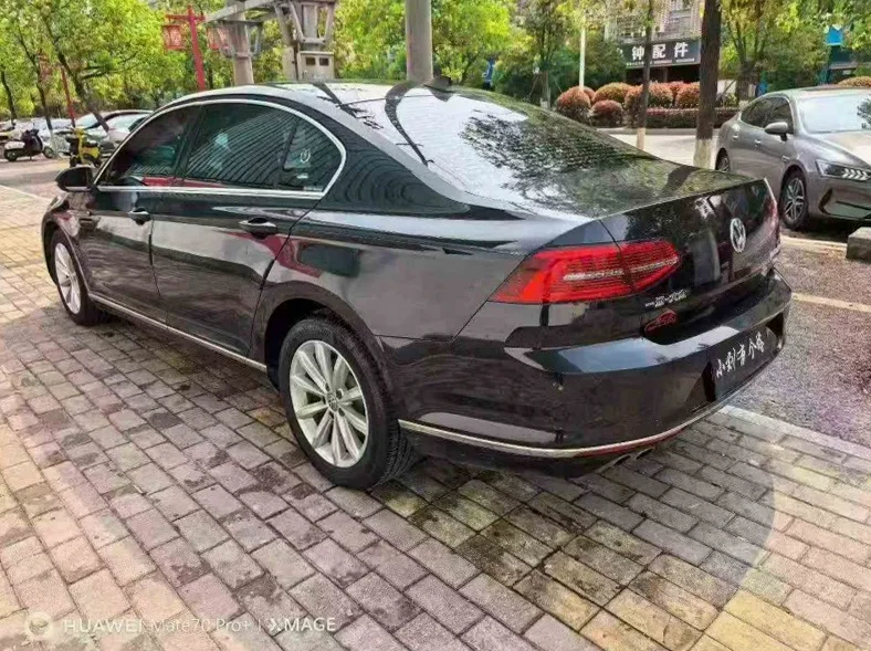 大众迈腾 内饰前排