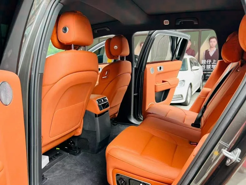 理想L7 后面外观二