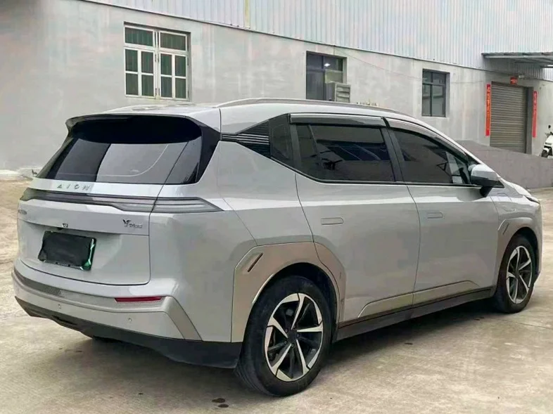 传祺埃安Y 内饰前排