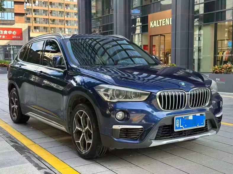 X1宝马 正面外观二
