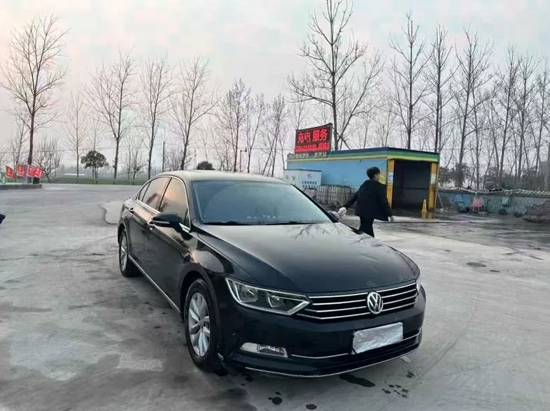 大众迈腾 正面外观二