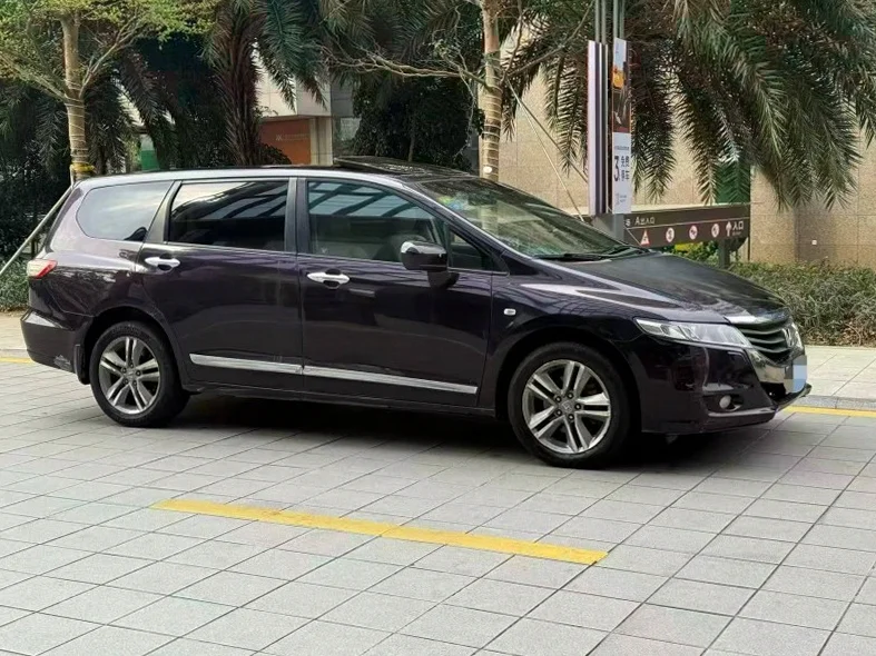 本田奥德赛 正面外观二