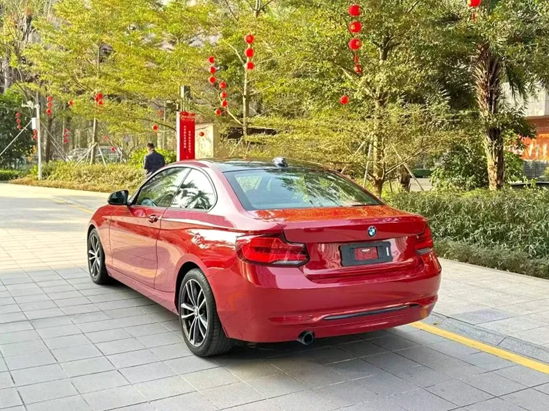 宝马2系 内饰后排