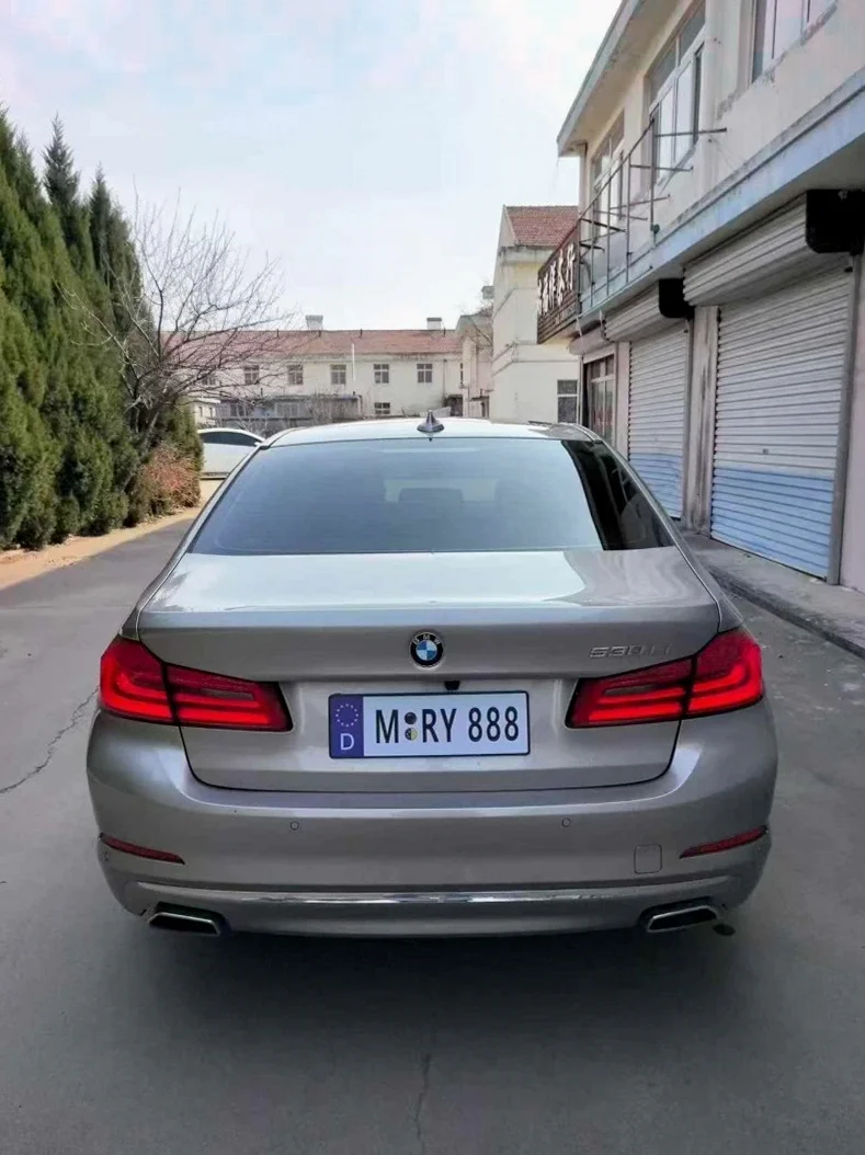 宝马5系 驾驶室