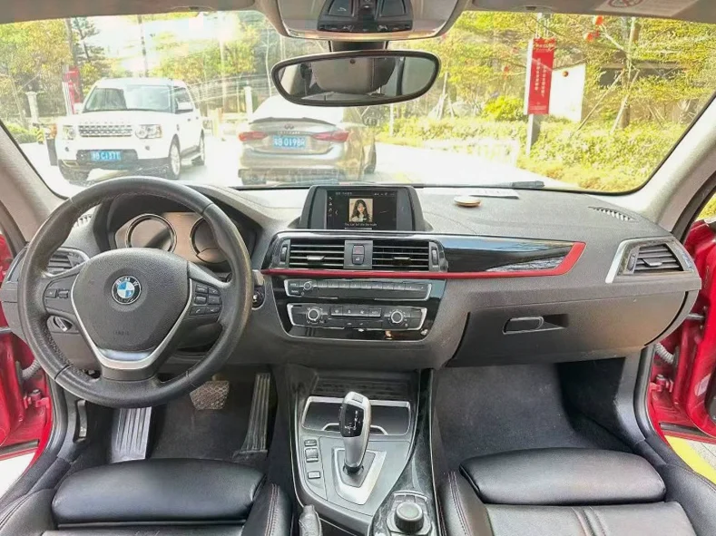 宝马2系 后面外观二