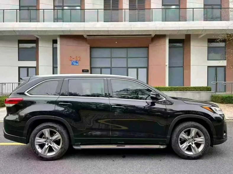 丰田汉兰达 内饰后排