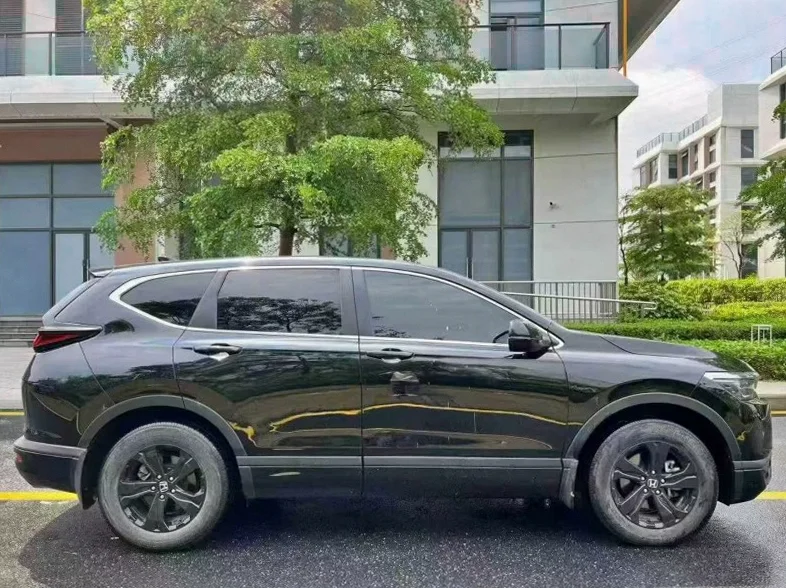 本田皓影 后面外观一