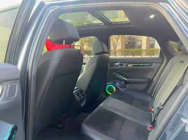 本田思域 后面外观一