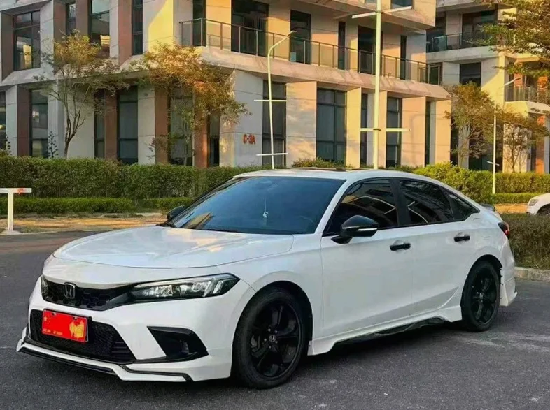 本田思域 正面外观二