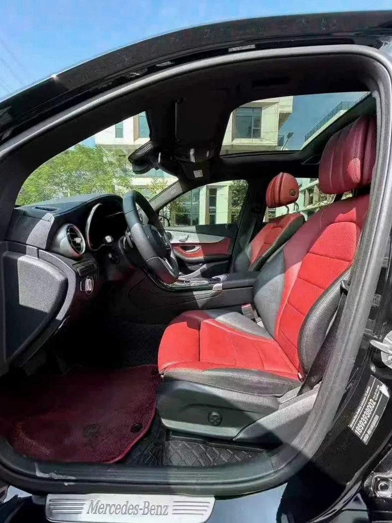 奔驰GLC 后面外观一