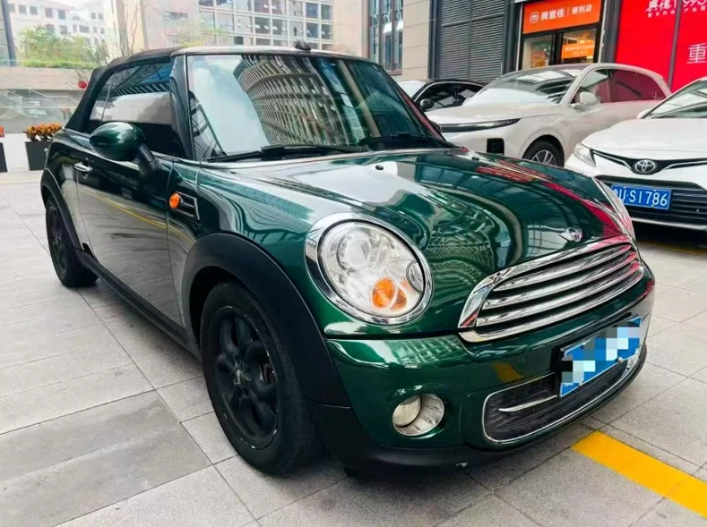 MINICooper 正面外观二