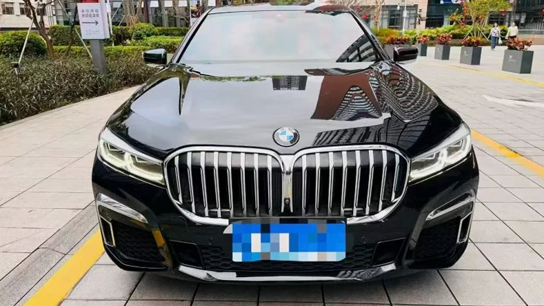 19年宝马7系 730Li M运动套装