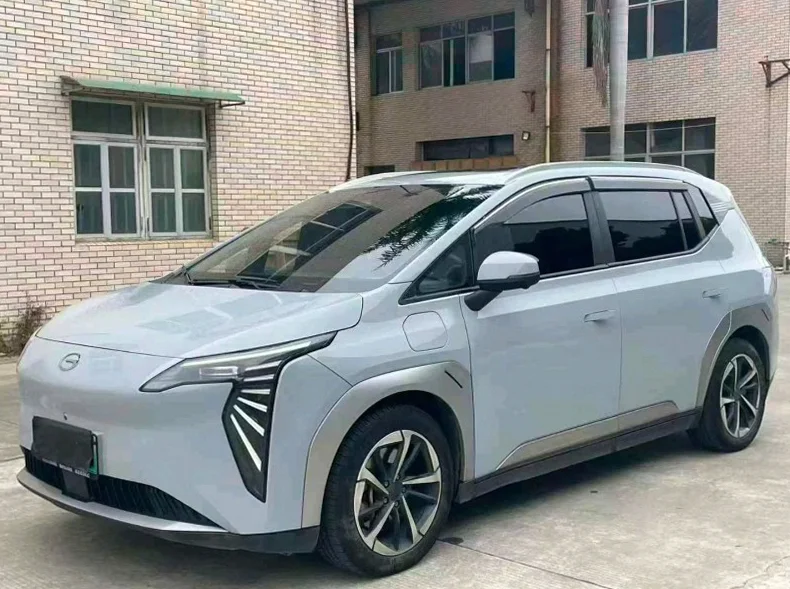 传祺埃安Y 正面外观二