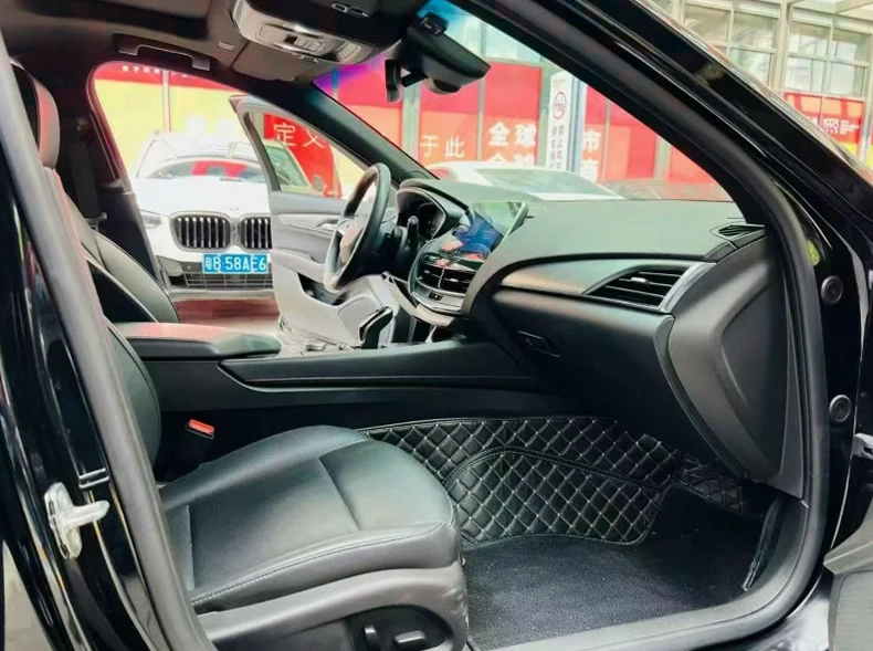 凯迪拉克CT5 后面外观三