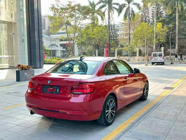 宝马2系 内饰前排