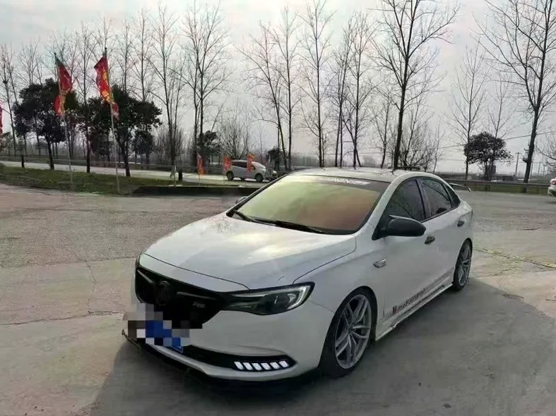 别克英朗 正面外观三