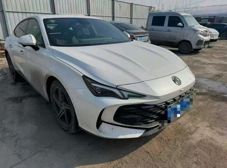 名爵7 正面外观三