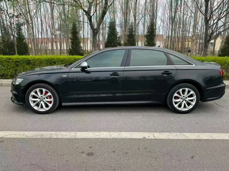 奥迪A6L 后面外观三