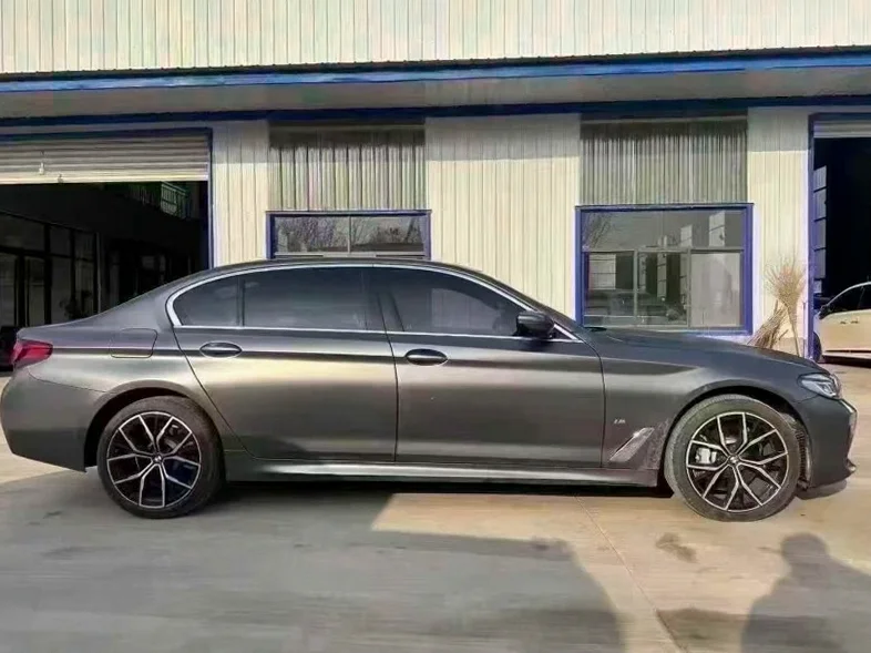 宝马5系 正面外观三