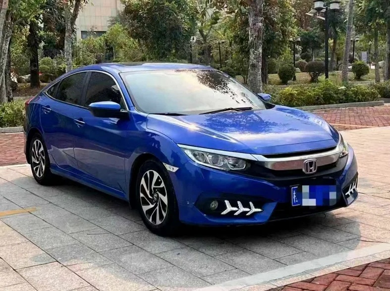 本田思域 正面外观三