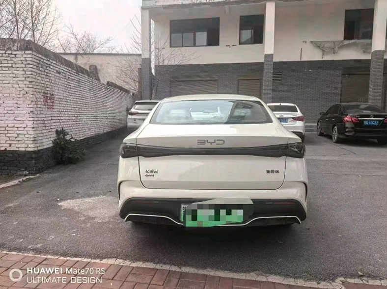 比亚迪海豹 驾驶室