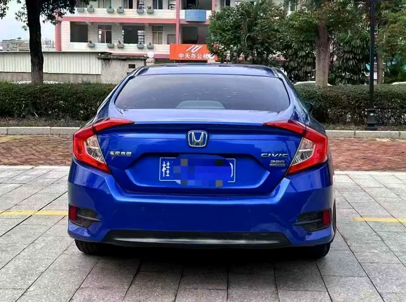 本田思域 内饰后排