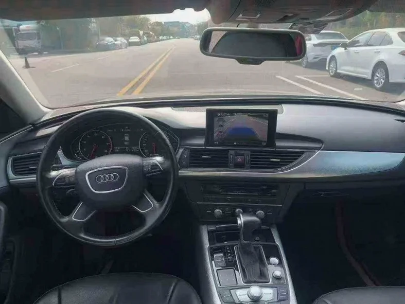 奥迪A6L 后面外观三