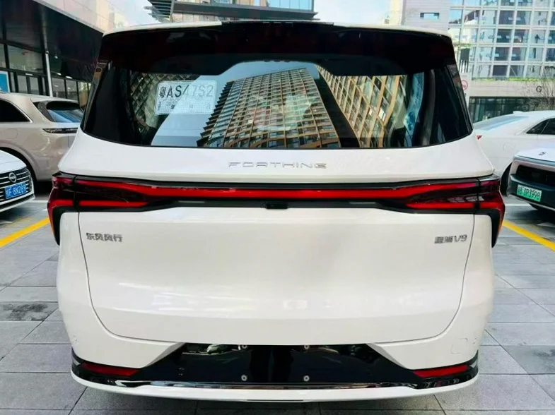 风行东风 驾驶室