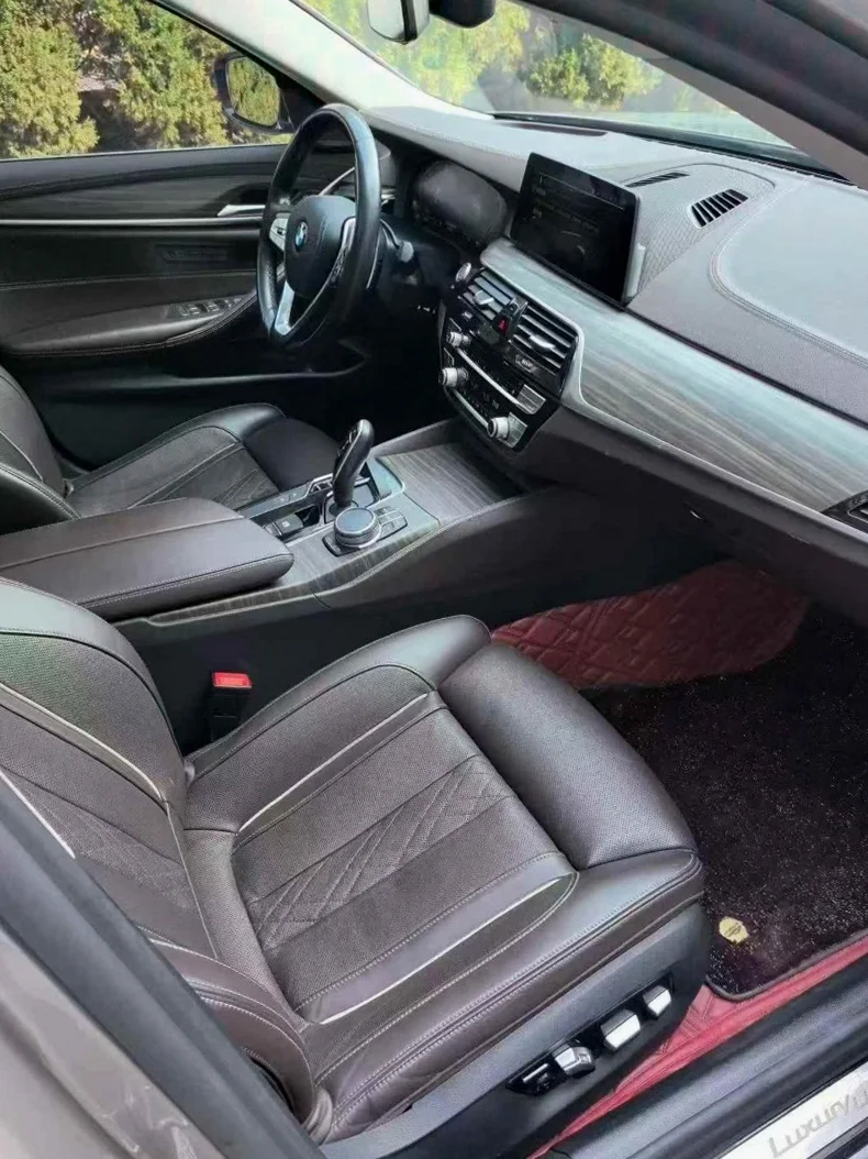 宝马5系 后面外观二