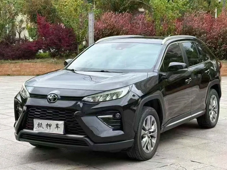 丰田威兰达 正面外观二