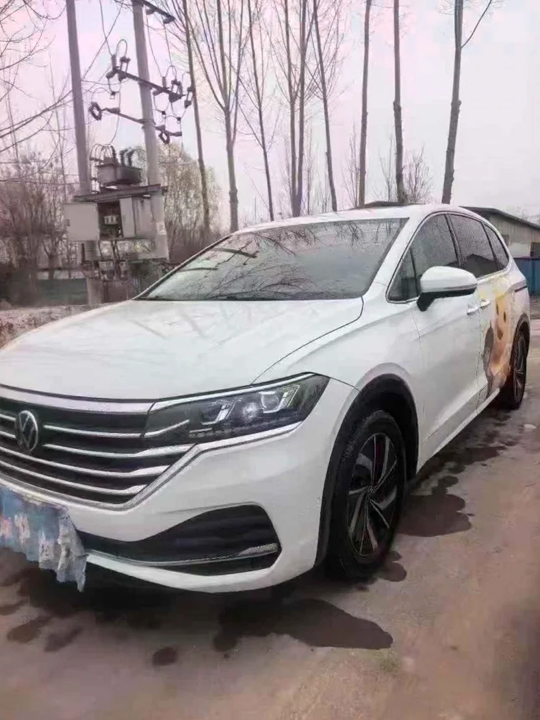 大众威然 正面外观二