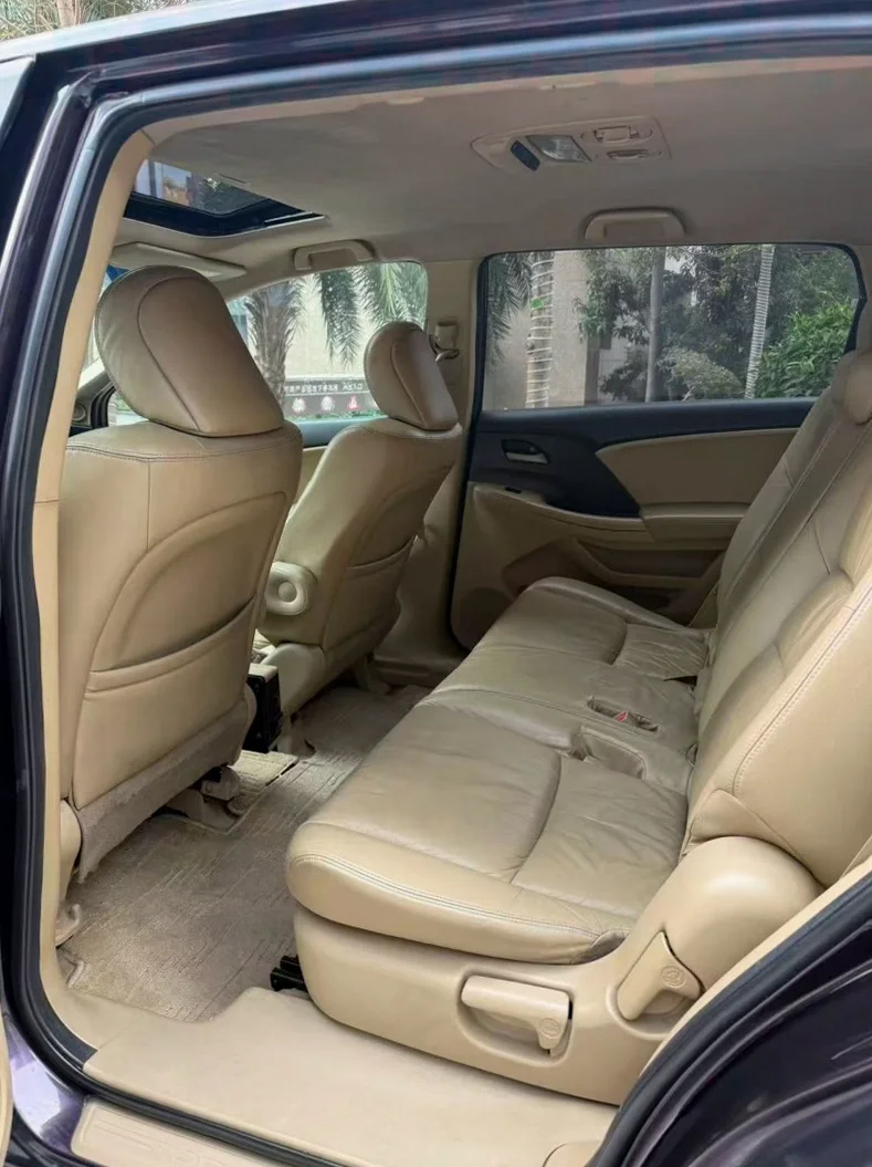 本田奥德赛 后面外观三