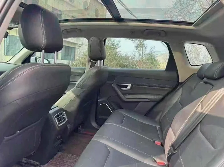 比亚迪宋 后面外观二