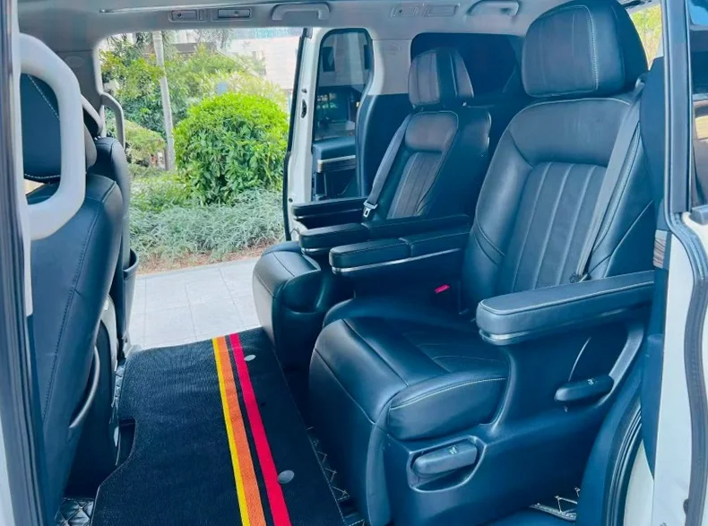 传祺M8 后面外观三