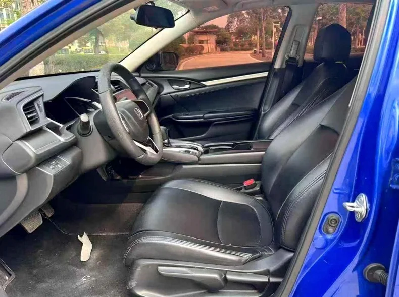 本田思域 后面外观二