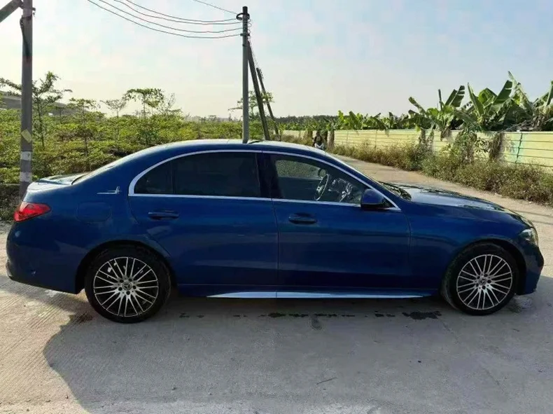 奔驰C 内饰前排